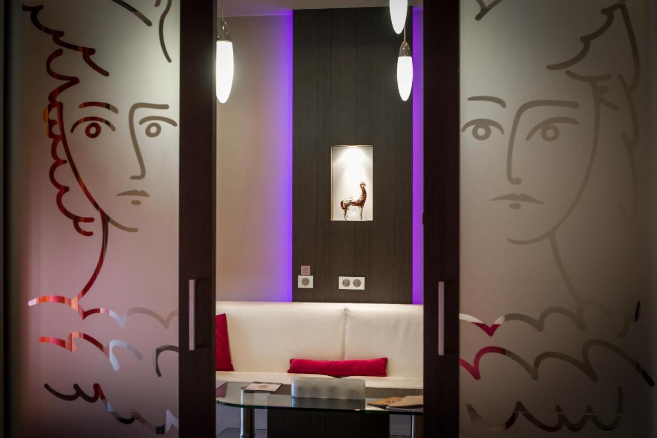 Hotel & Spa Vatel Nîmes Kültér fotó