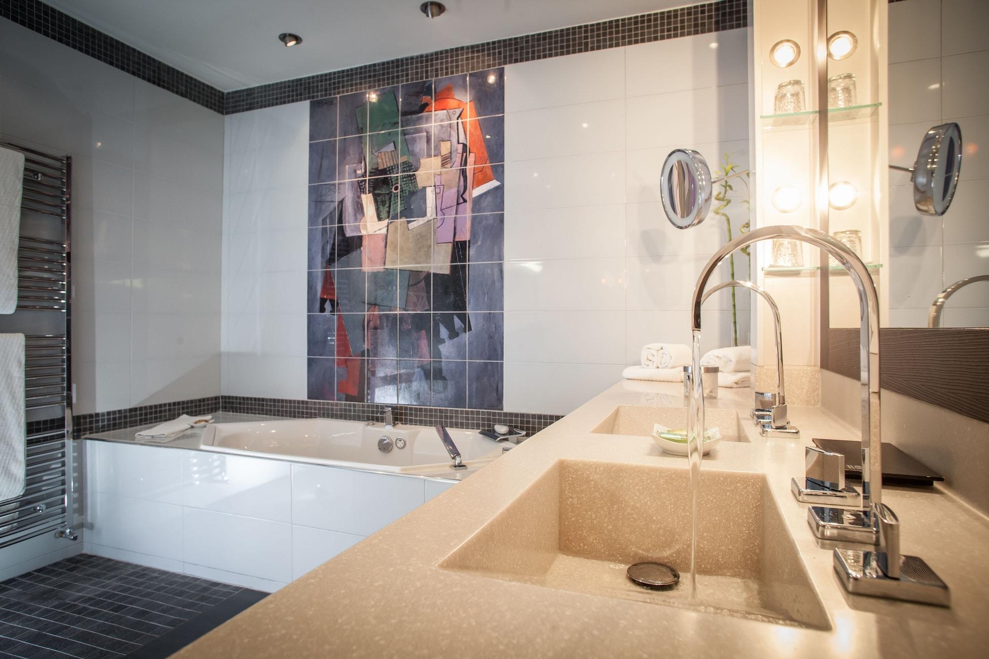 Hotel & Spa Vatel Nîmes Kültér fotó