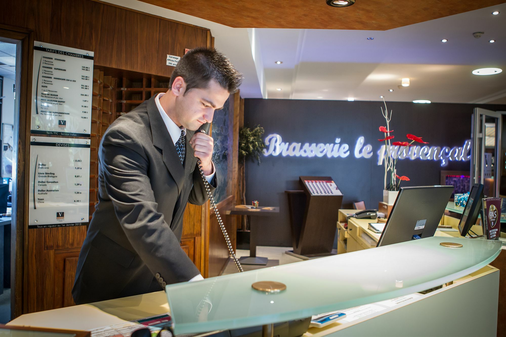 Hotel & Spa Vatel Nîmes Kültér fotó